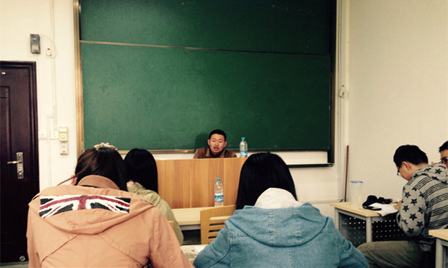 黄色动漫