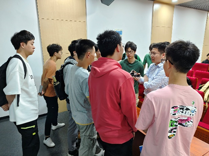 黄色动漫